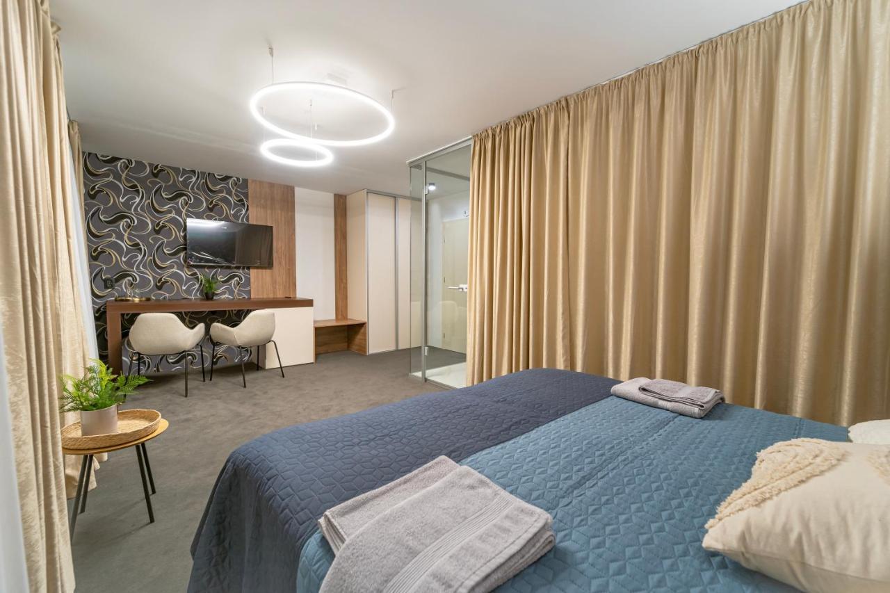 Hotel Zemplin تريبيشوف المظهر الخارجي الصورة