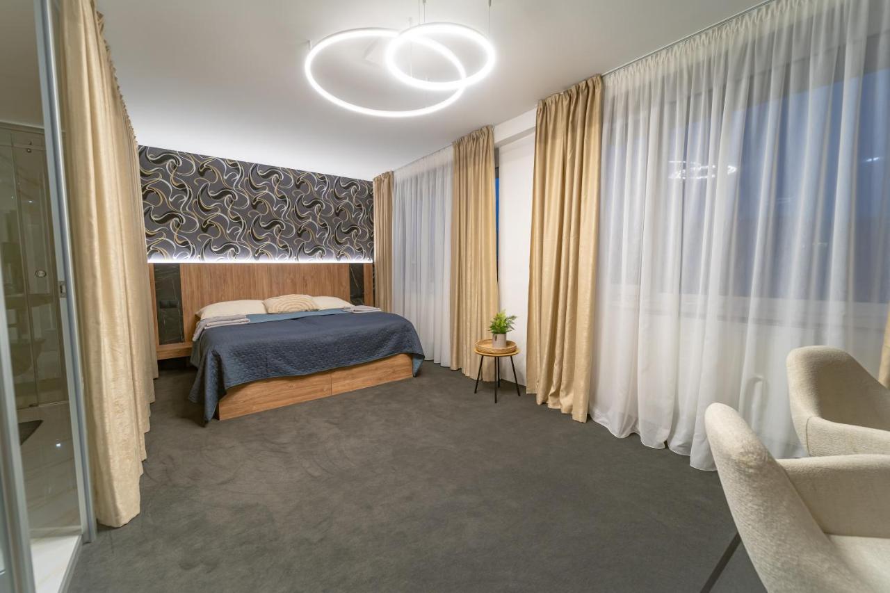Hotel Zemplin تريبيشوف المظهر الخارجي الصورة